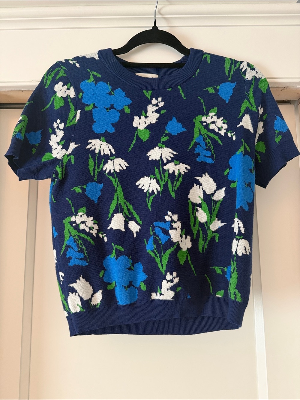 Floral Navy Short-Sleeve Knit Sweater with Blue & White Blooms